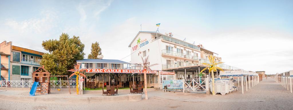 Vip Hotel Коблево Екстериор снимка