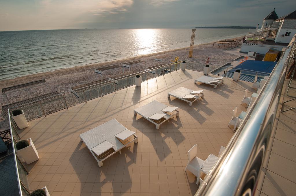 Vip Hotel Коблево Екстериор снимка